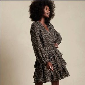 SALE BNWT Banana Republic Mini Tier Dress with Belt